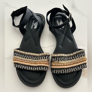 Rocket Dog Black Sandals Beaded Woven Straps Size 8